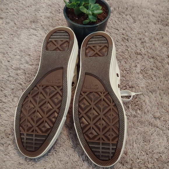 Converse - Picture 10 of 10